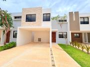 Casa en venta al poniente de Mérida