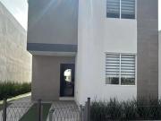 CASA EN VENTA AL PONIENTE DE SALTILLO