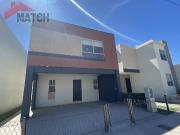Casa en Venta al Poniente Fracc. Triana