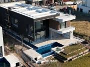 CASA EN VENTA AL RIO A ESTRENAR EL YACHT NORDELTA