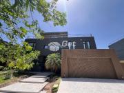 Casa en venta al rio, en barrio El Yacht, Nordelta, Tigre