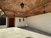 CASA EN VENTA AL SUR MUY CERCA DE LA CLINICA 1 DEL IMSS...