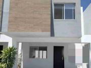 casa en venta al sur Rancho Santa Monica