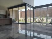 Casa en Venta Altozano, Doble Altura, Acabados de Lujo