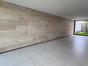 Casa en Venta Altozano Fraccionamiento Privado Caseta de...