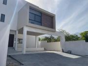 CASA EN VENTA AMANI TERRA ZONA CARRETERA NACIONAL