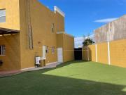CASA EN VENTA AMPLIO JARDIN, Cerrada de castilla