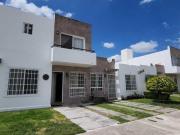 CASA EN VENTA AMUEBLADA EN FRACC VIÑEDOS, QUERETARO,...