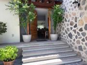 CASA EN VENTA AMUEBLADA EN LA ESCONDIDA