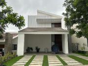 CASA EN VENTA AMUEBLADA EN LA PRIMAVERA BARRIO SAN...