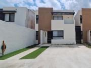 Casa en venta amueblada Mérida Yucatán, Privada Solana