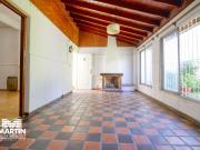 Casa en venta apta crédito. 5 amb con jardín y jardín de...