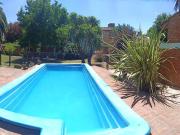 Casa en venta APTO BANCO 5 ambientes con jardín y pileta