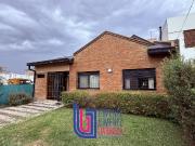 Casa en venta apto banco nacion 3 dormitorio jardin y...