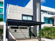 Casa en Venta Aqua Residencial 3 Habitaciones cada una...