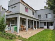 CASA EN VENTA ARANA CON PILETA