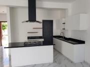 CASA EN VENTA,ARBOLADA ALBERCA,3 RECAMARAS CON BAÑO...