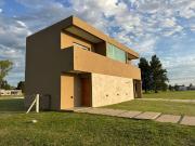 CASA EN VENTA AREA 60