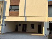 Casa en VENTA, ARRIBA DE LEONES, Dominio Cumbres Santoral 2