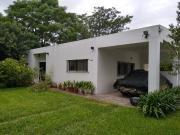 Casa en venta Arturo Seguí 2 dormitorios parque