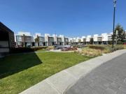 CASA EN VENTA ÁUREA RESIDENCIAL VASARI CON TERRENO...