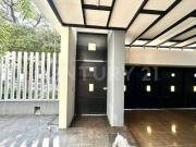CASA EN VENTA AV. DIAMANTES CON ALBERCA