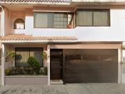 CASA EN VENTA Av. FERNANDO DE MAGALLANES COLONIA:...