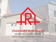 Casa en venta Av. Kelly entre 23 y 25