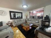 Casa en venta av la prensa