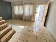 Casa en Venta – Av Primavera 3083 en Parques del Bosque,...