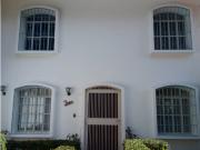 CASA EN VENTA AV TAMANACO URB. MARCARACUAY 530m2...