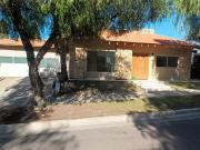 CASA EN VENTA Bª DALVIAN 3 DORMITORIOS Y PISCINA