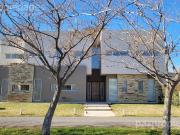 Casa en Venta B° Privado Sauces del Limay