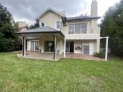 Casa en venta Barrio Cerrado Bermudas. 3 cuartos e n...