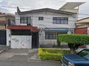 CASA EN VENTA BARRIO DE SANTIAGO URUAPAN MICHOACAN