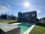 Casa en venta barrio el Rebenque Canning