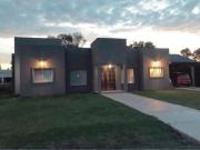 Casa en venta Barrio Privado Campo Daromy San Vicente