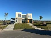 Casa en venta Barrio Riberas, Puertos del Lago, Argentina