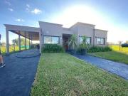 Casa en Venta Barrio San Ramon, Pilar del Este
