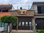 CASA EN VENTA BIEN UBICADA EN FRACC. VILLAS DE LA LOMA,...