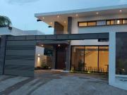 CASA EN VENTA BLVD. JURIQUILLA