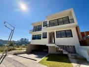 Casa en Venta Bosque Real, Calle privada TOTALMENTE ACABADA