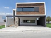 Casa en Venta Bosques de las Misiones, Sector Encinos