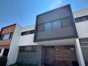 CASA EN VENTA BOSQUES DE SANTA ANITA LOPEZ MATEOS SUR