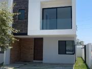 Casa en Venta Bosques Vallarta, Condominio ABETO,...