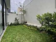 CASA EN VENTA BOSQUES VALLARTA COTO CAMICHIN CON CUARTO...