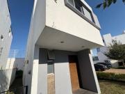 Casa en venta Bosques Vallarta en COTO PRECIO DE OPORTUNIDAD