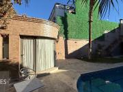 Casa en venta c/ cochera en 5. ª Sección Residencial Sur