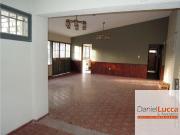 Casa en venta c/ cochera en Buena Nueva