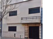 Casa en venta c/ cochera en Centro